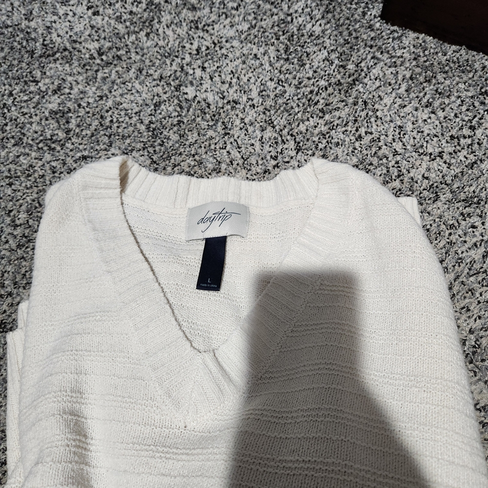 Daytrip Women's Cream Sweater